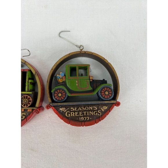 Hallmark Nostalgia Christmas 1975 Season's Greetings 1977 Train Car Lot - Picture 5 of 7